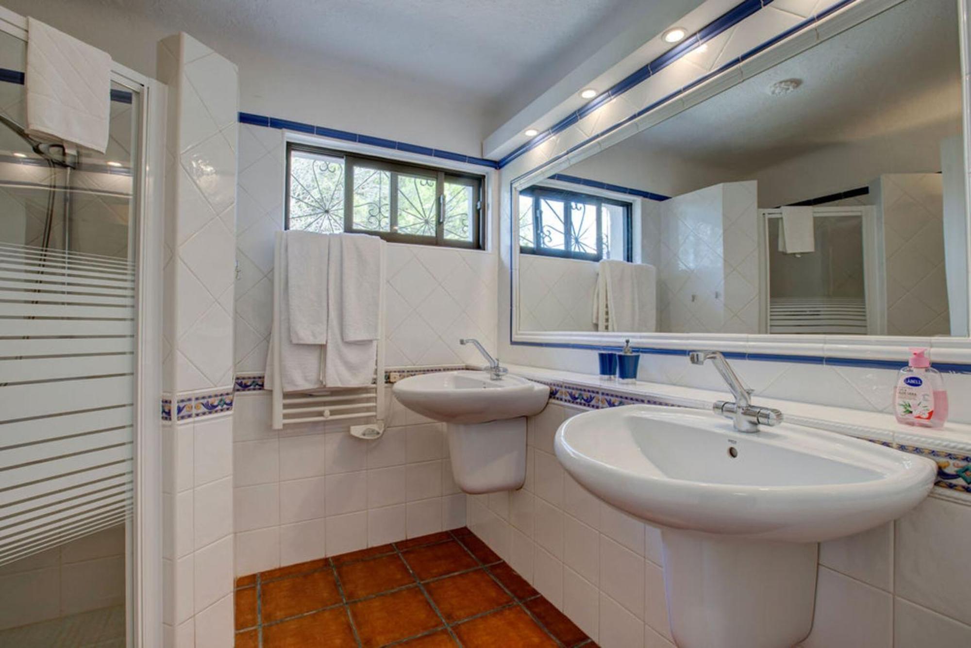 Villa Barlavento - Stunning 4-Bedroom Villa With Tennis Court Carvoeiro  Eksteriør bilde