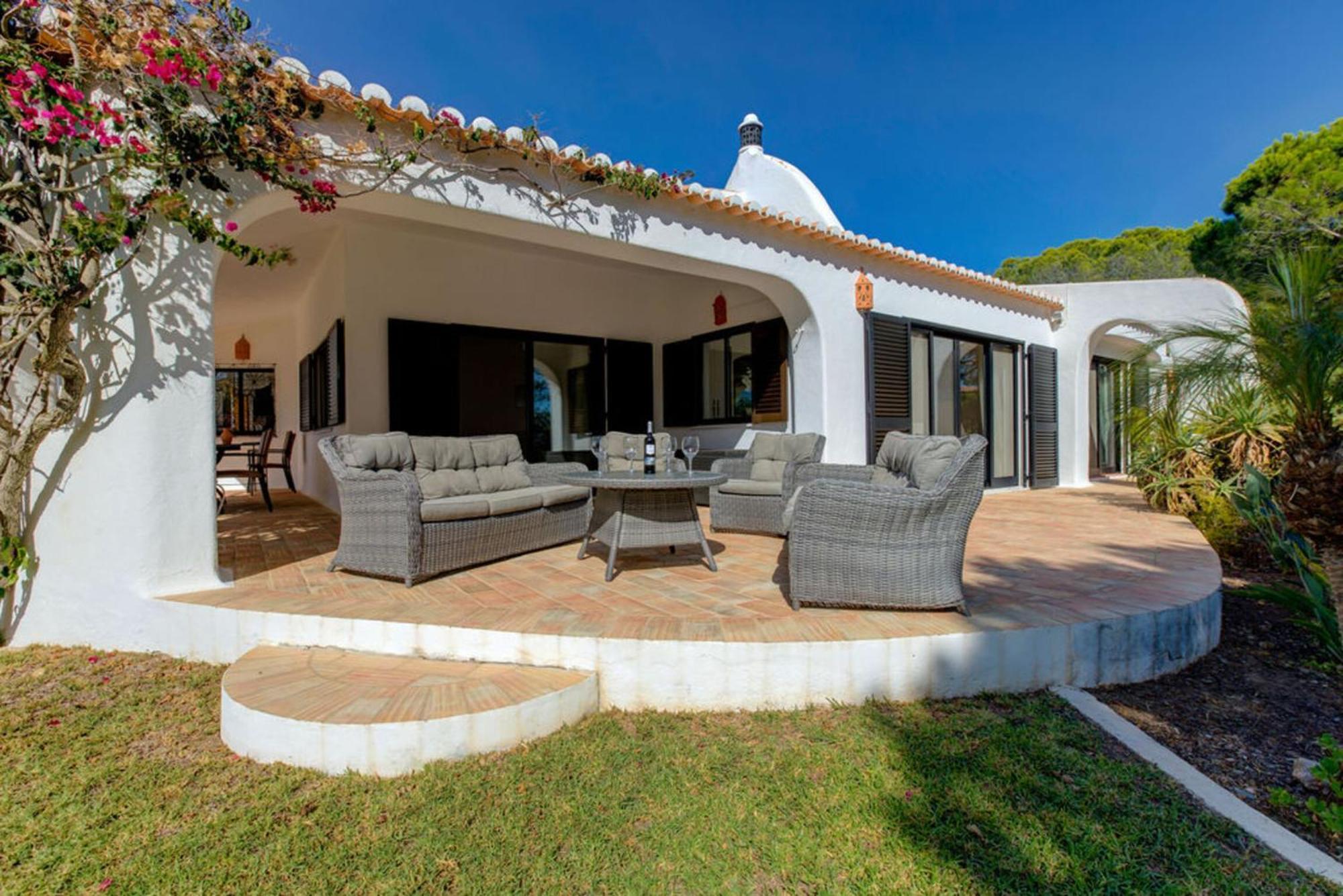 Villa Barlavento - Stunning 4-Bedroom Villa With Tennis Court Carvoeiro  Eksteriør bilde