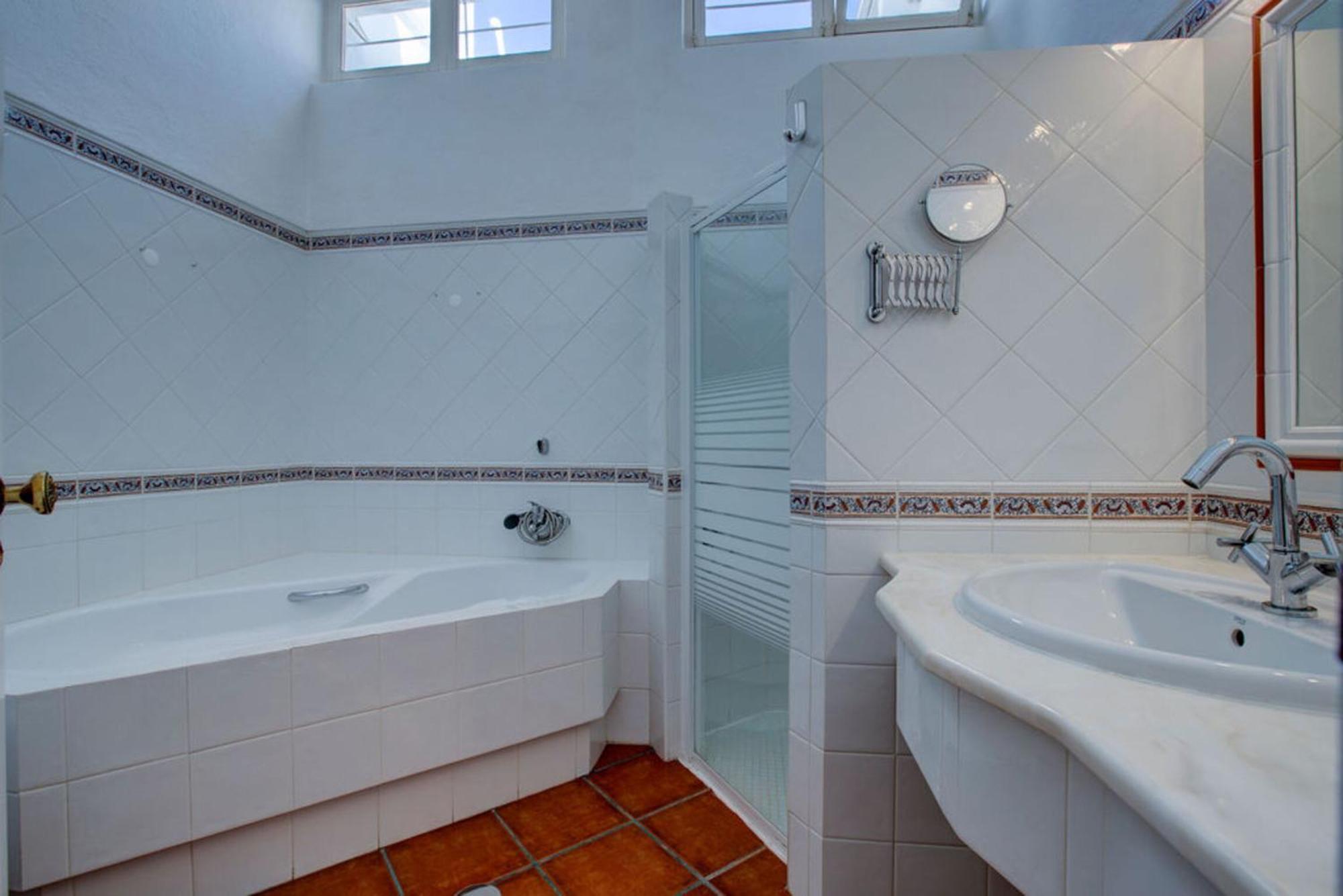 Villa Barlavento - Stunning 4-Bedroom Villa With Tennis Court Carvoeiro  Eksteriør bilde